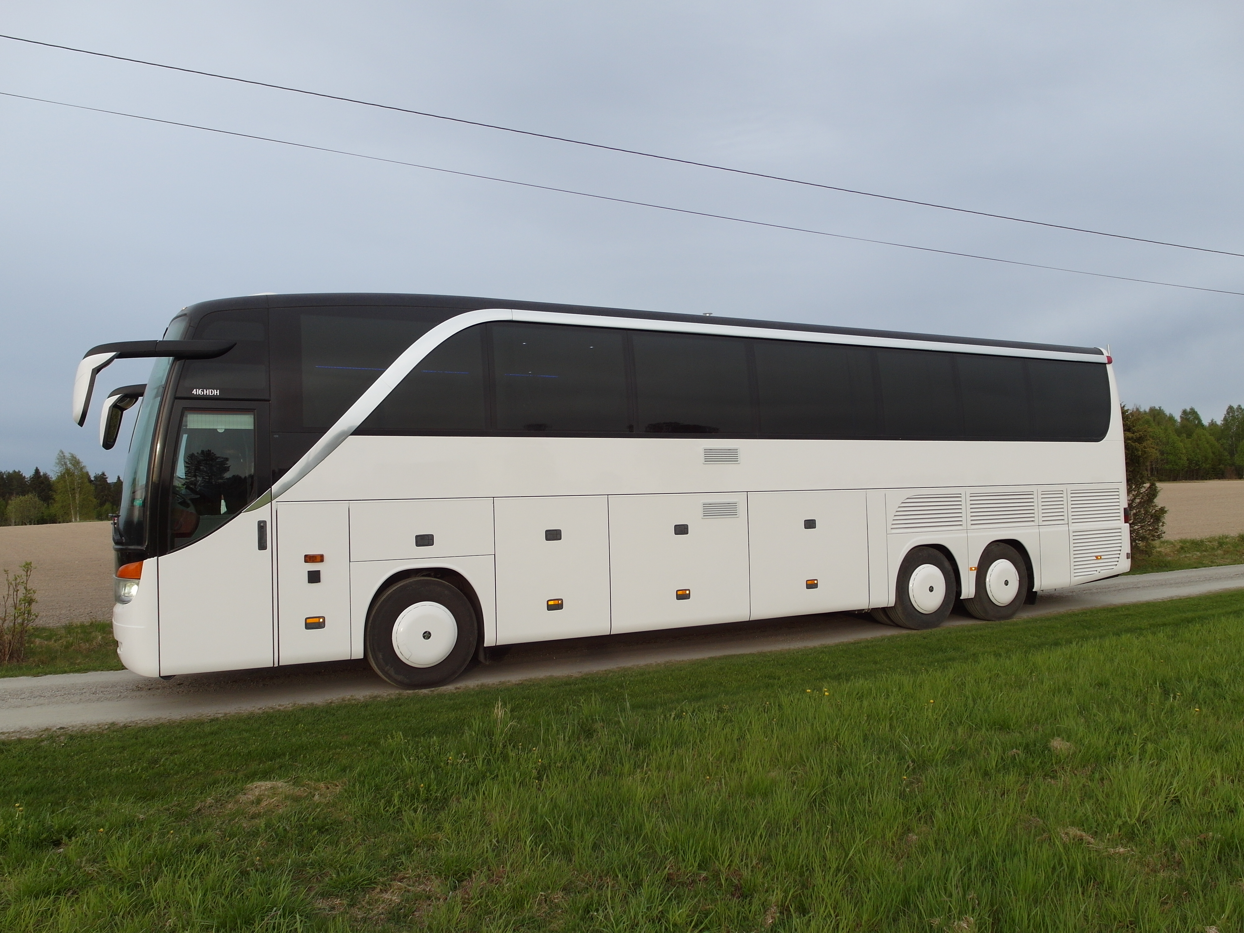 Vi gratulerer Team Peugeot-Hansen Motorsport sin nye Setra 416 HDH!